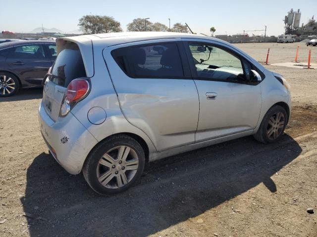 Obraz 3 z 2015 CHEVROLET SPARK 1LT 2015 z VIN KL8CD6S9XFC721216