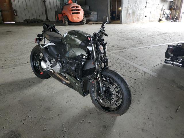 Изображение 2023 DUCATI STREETFIGHTER V2 2023