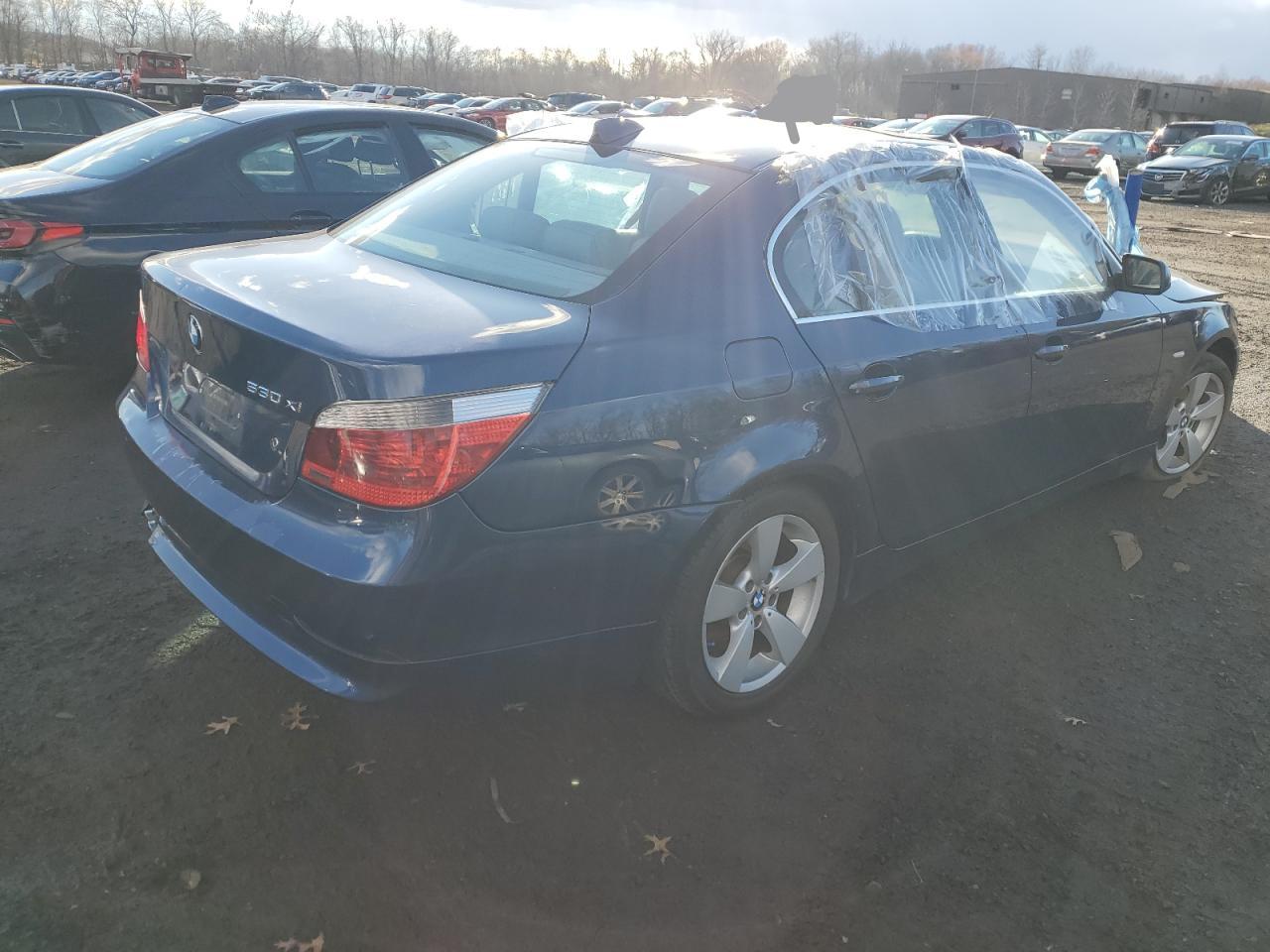 Obraz 3 z 2006 BMW 530 XI 2006 z VIN WBANF73546CG66368
