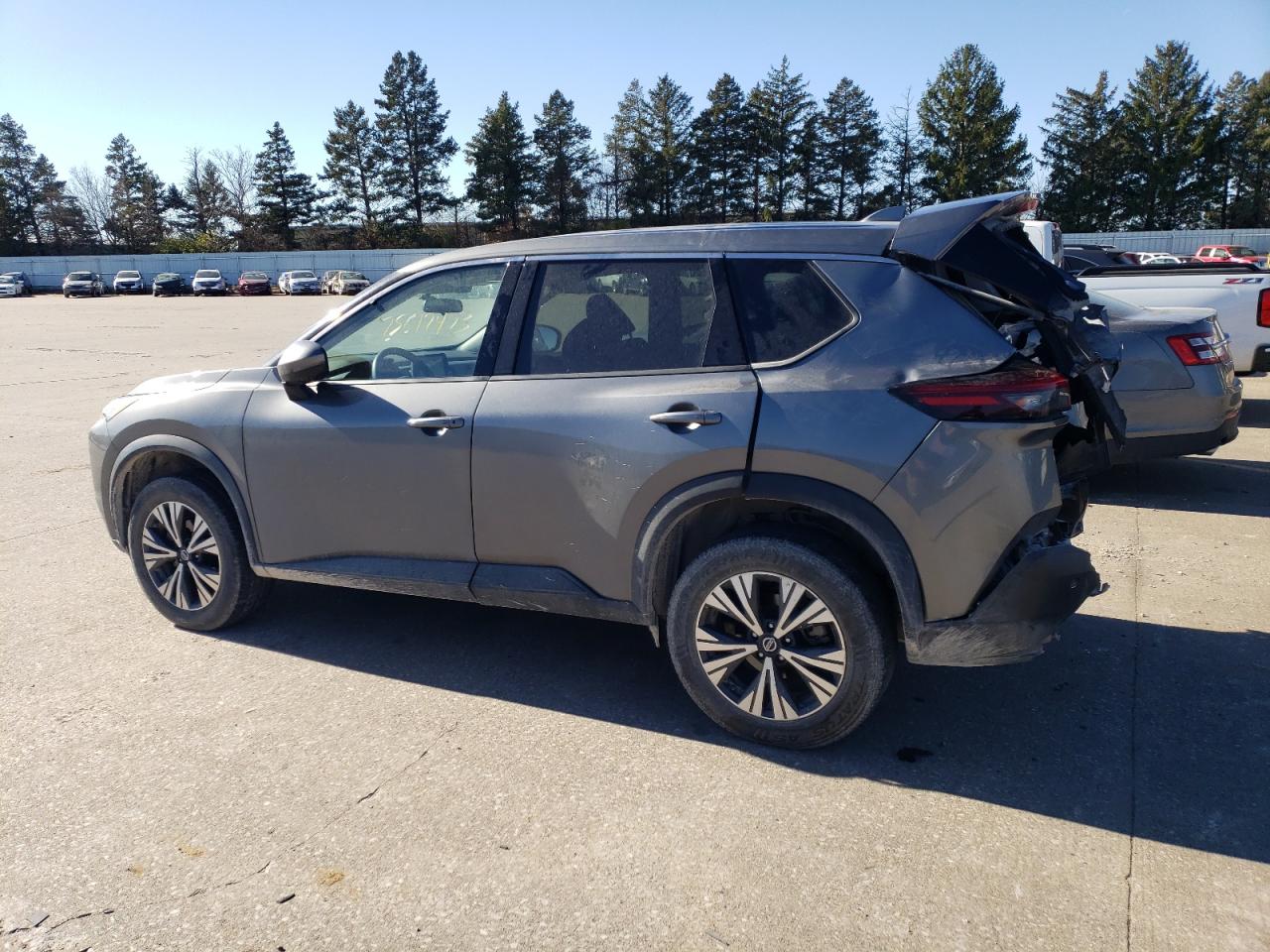 Image 2 of 2021 NISSAN ROGUE SV 2021 with VIN 5N1AT3BB2MC710318