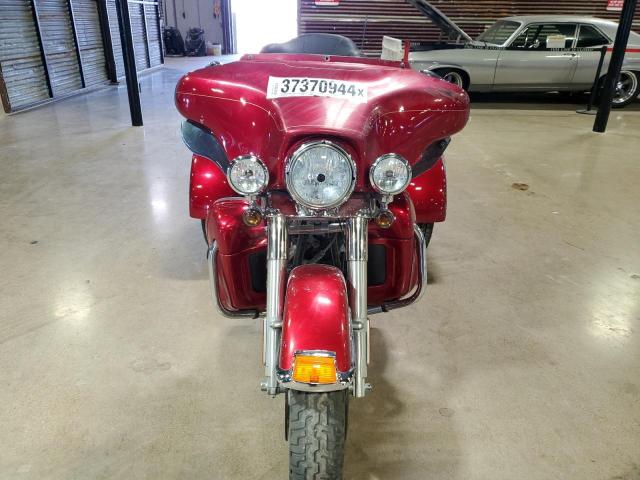 Obraz 2 z 2013 HARLEY-DAVIDSON FLHTCUTG TRI GLIDE ULTRA CLASSIC 2013 z VIN 1HD1MAM12DB856992