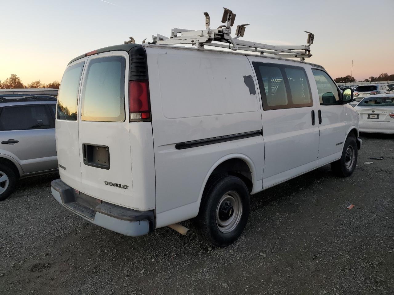 Obraz 3 z 2000 CHEVROLET EXPRESS G3500  2000 z VIN 1GCHG35R5Y1225821