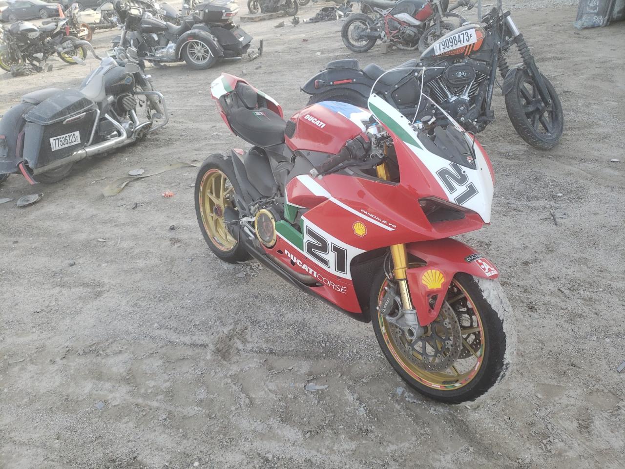 Image 1 of 2023 DUCATI PANIGALE V2 2023 with VIN ZDMHAATW2PB011896