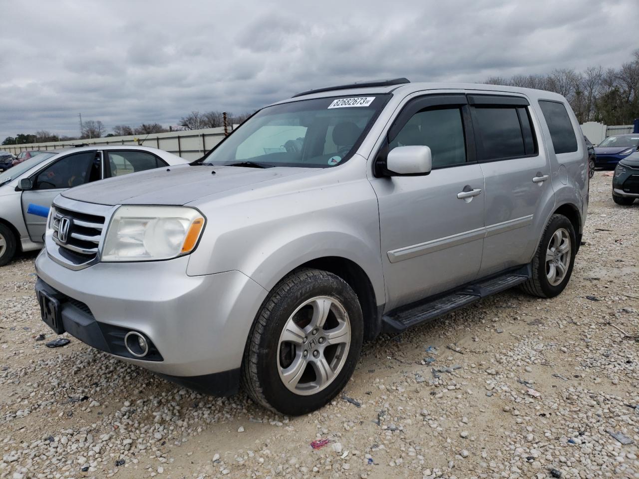 Image 1 of 2013 HONDA PILOT EXLN 2013 with VIN 5FNYF3H70DB040610