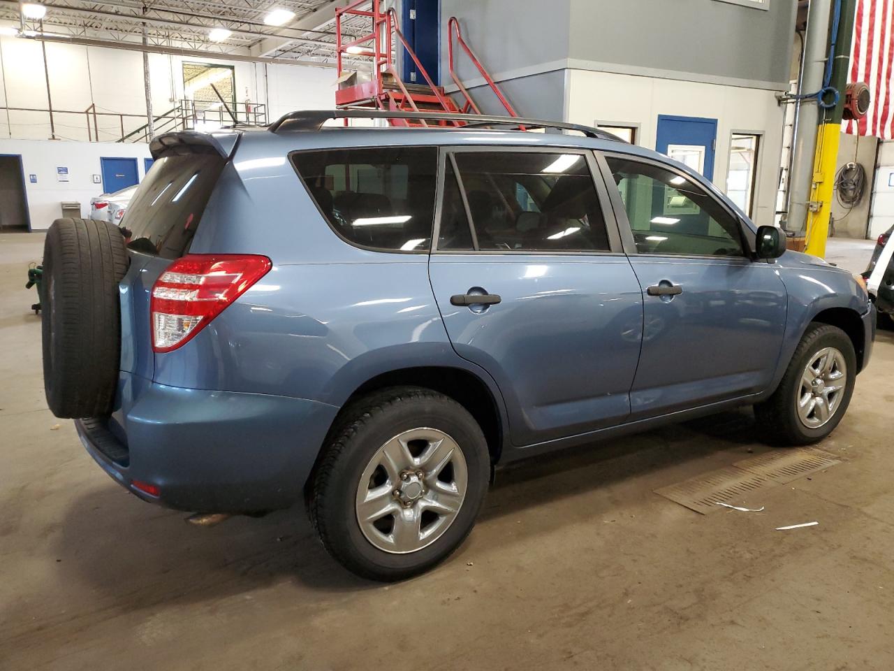 Obraz 3 z 2010 TOYOTA RAV4 2010 z VIN JTMZF4DV4A5021361