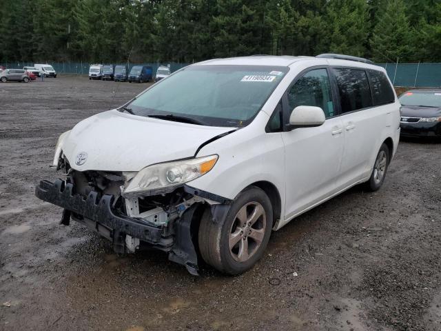 Obraz 2014 TOYOTA SIENNA LE 2014