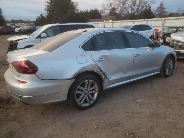 Image 3 of 2017 VOLKSWAGEN PASSAT SE 2017 with VIN 1VWGT7A33HC009273