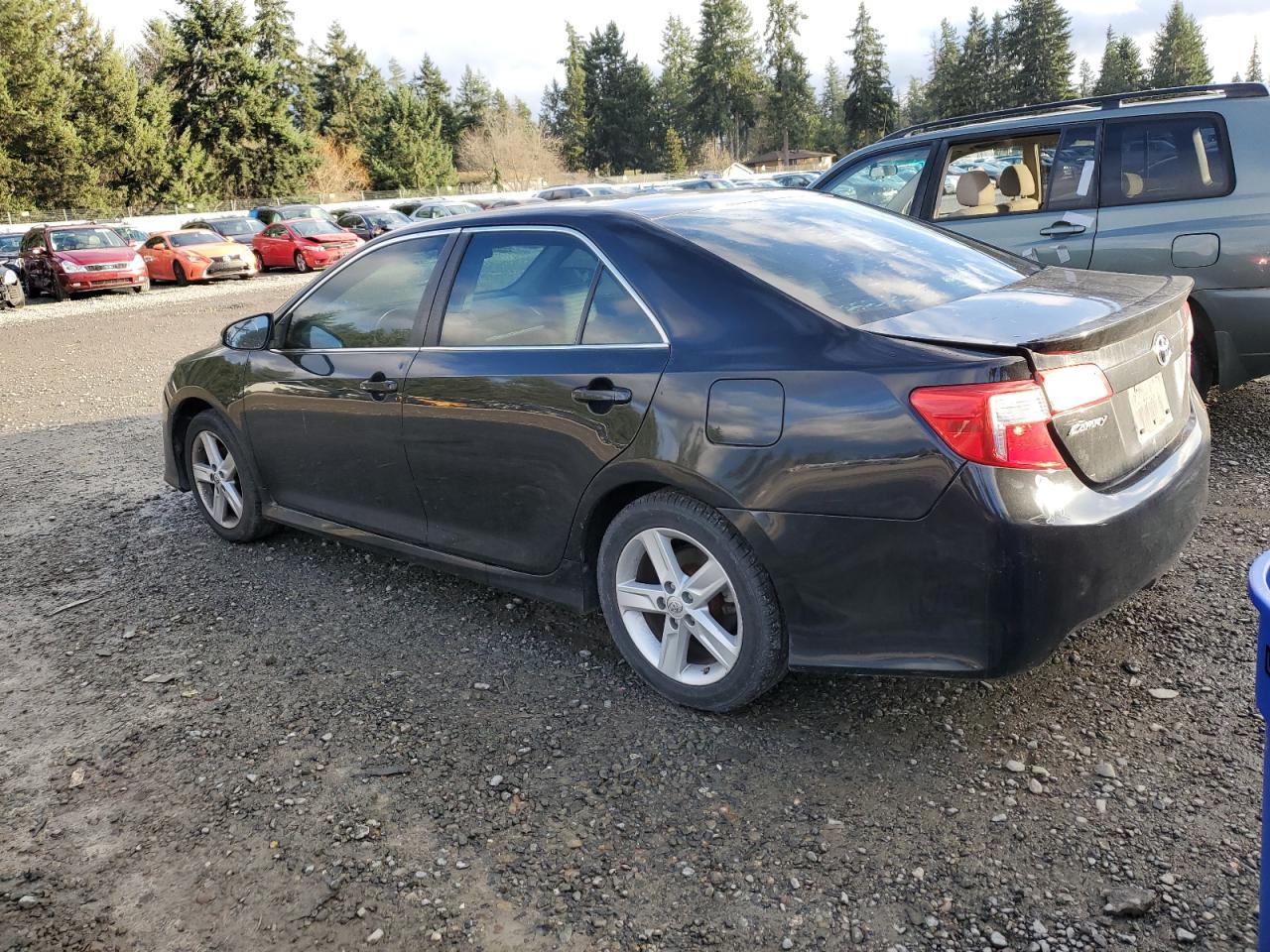 Image 2 of 2014 TOYOTA CAMRY L 2014 with VIN 4T1BF1FK0EU735692