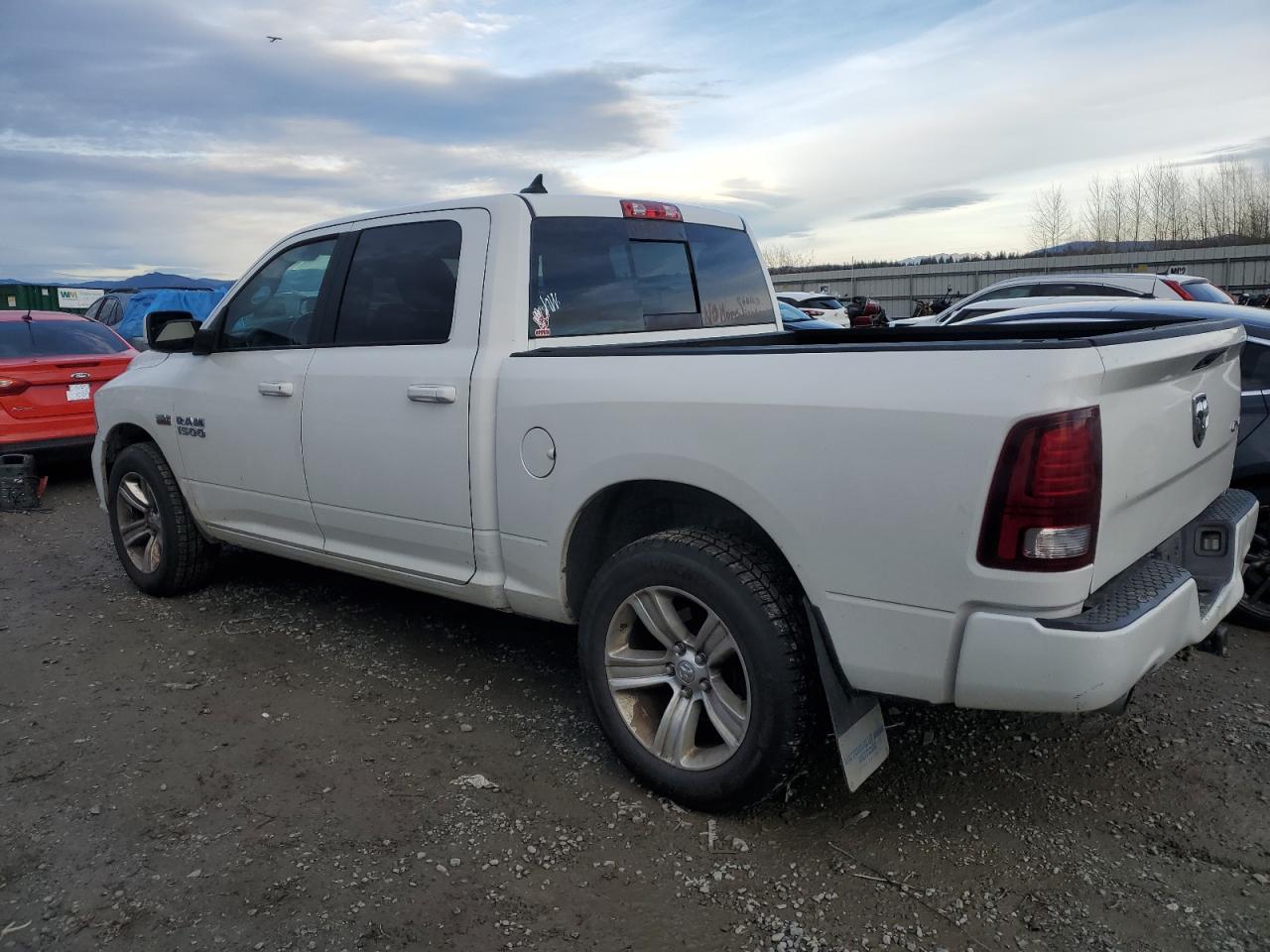 Изображение 2 2017 RAM 1500 SPORT 2017 с VIN 1C6RR7MT9HS612439