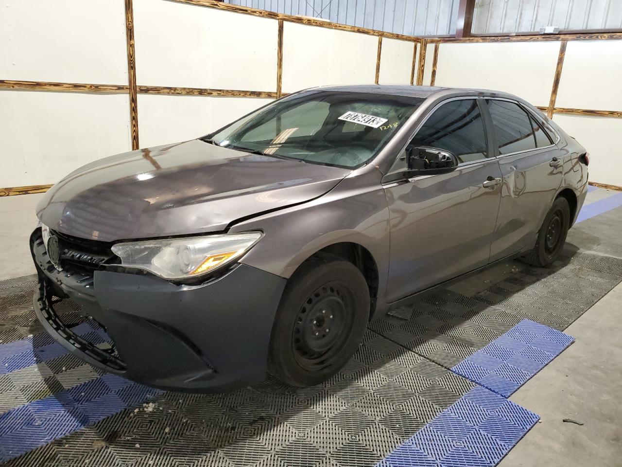 Image 1 of 2015 TOYOTA CAMRY LE 2015 with VIN 4T1BF1FK9FU956502