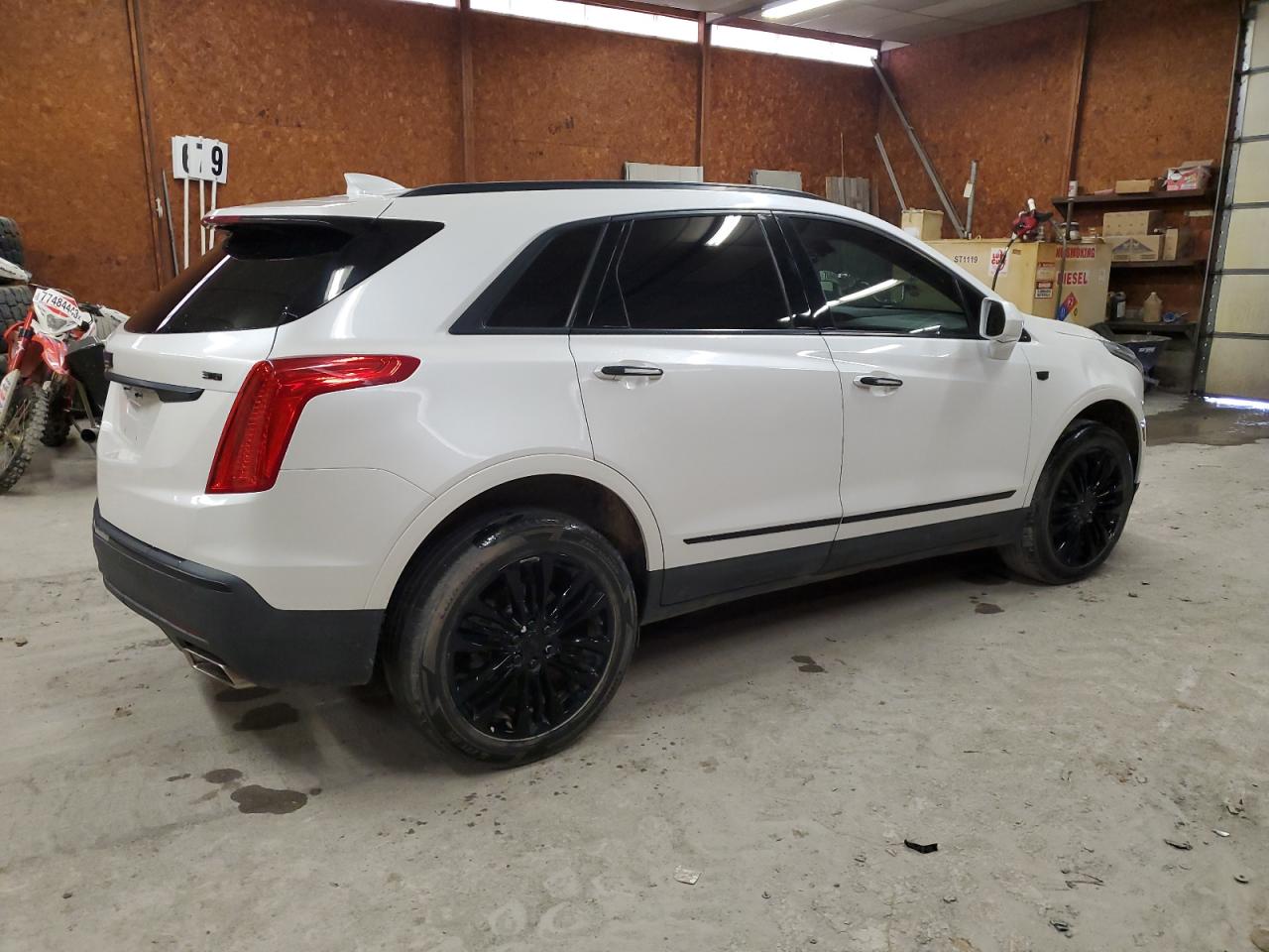 Изображение 3 Cadillac Xt5 Luxury 2018 с VIN 1GYKNCRS8JZ223961