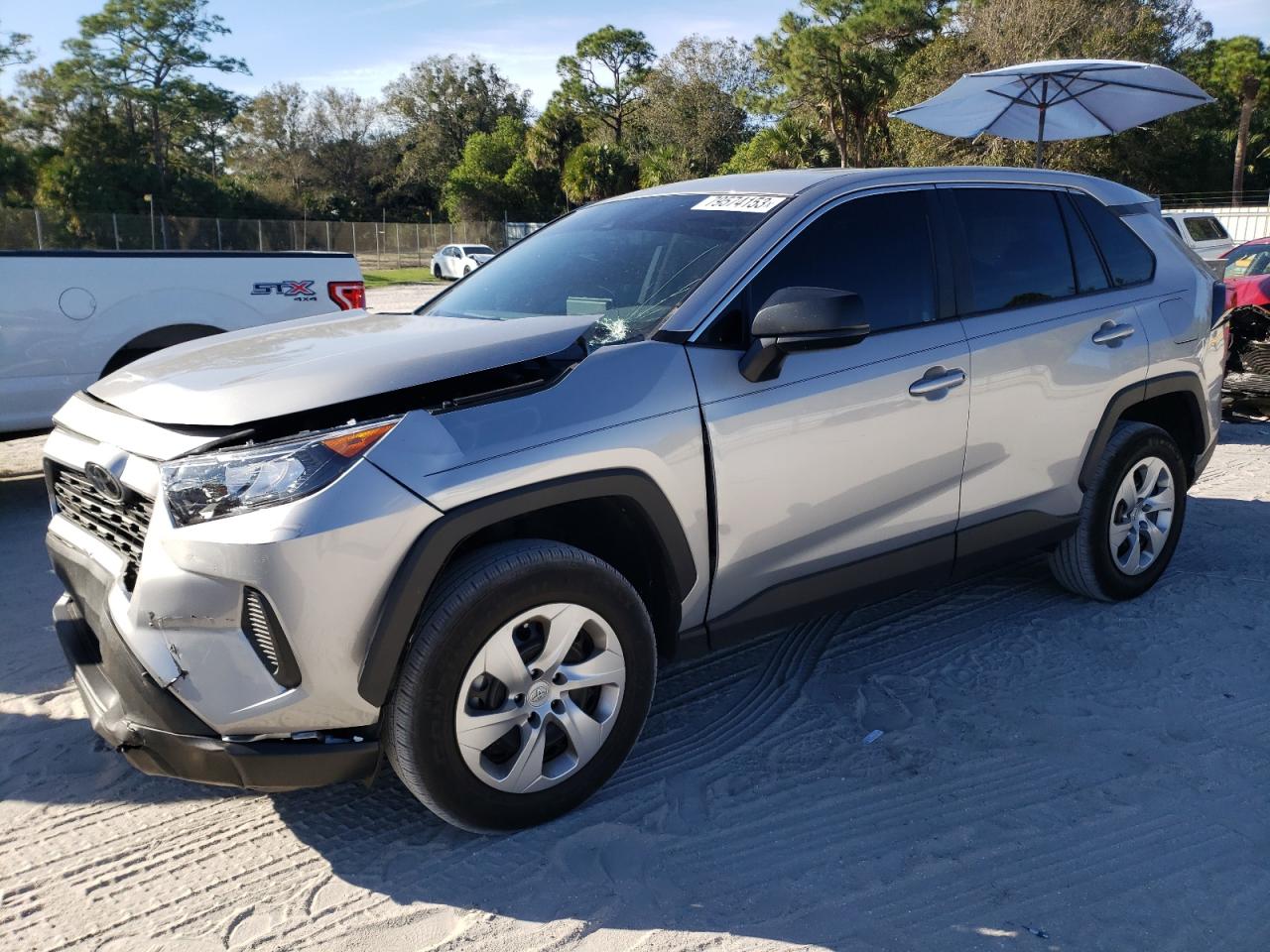 Image 1 of 2022 TOYOTA RAV4 LE 2022 with VIN 2T3H1RFV2NW223067