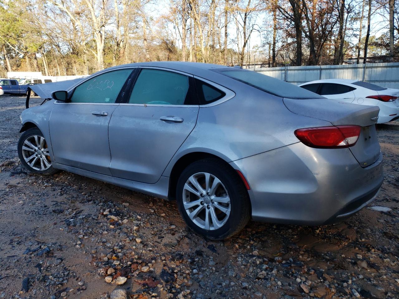 Obraz 2 z 2015 CHRYSLER 200 LIMITED 2015 z VIN 1C3CCCAB4FN602132
