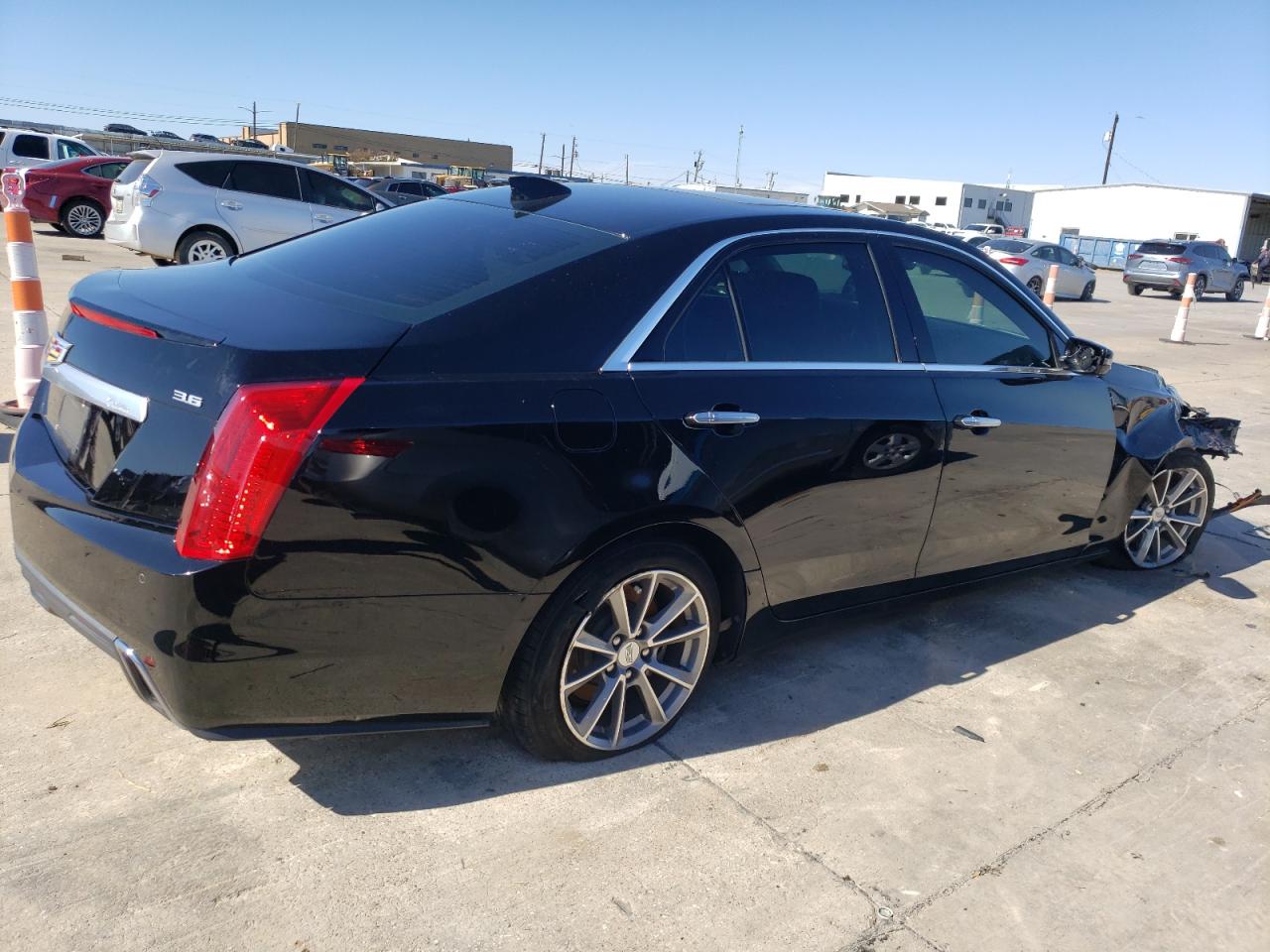 Obraz 3 z 2019 CADILLAC CTS LUXURY 2019 z VIN 1G6AR5SS6K0100552