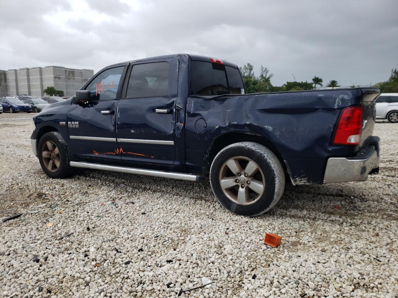 Obraz 2 z 2016 RAM 1500 SLT 2016 z VIN 3C6RR6LTXGG375963