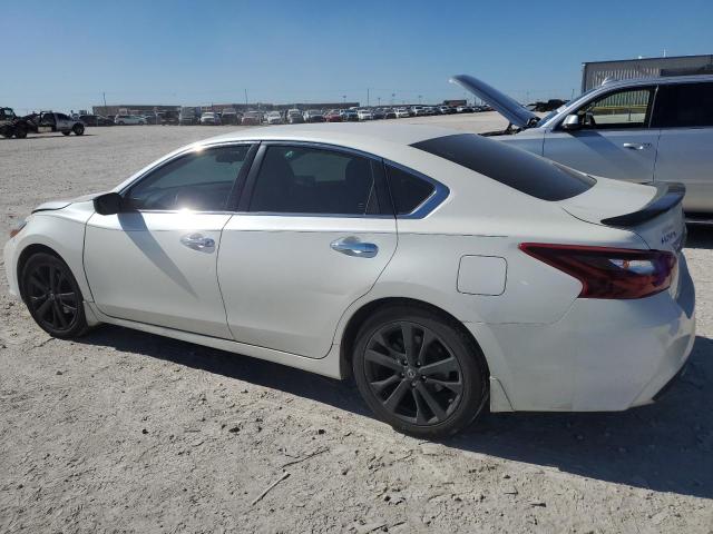 Изображение 2 2017 NISSAN ALTIMA 2.5 2017 с VIN 1N4AL3AP8HC214808