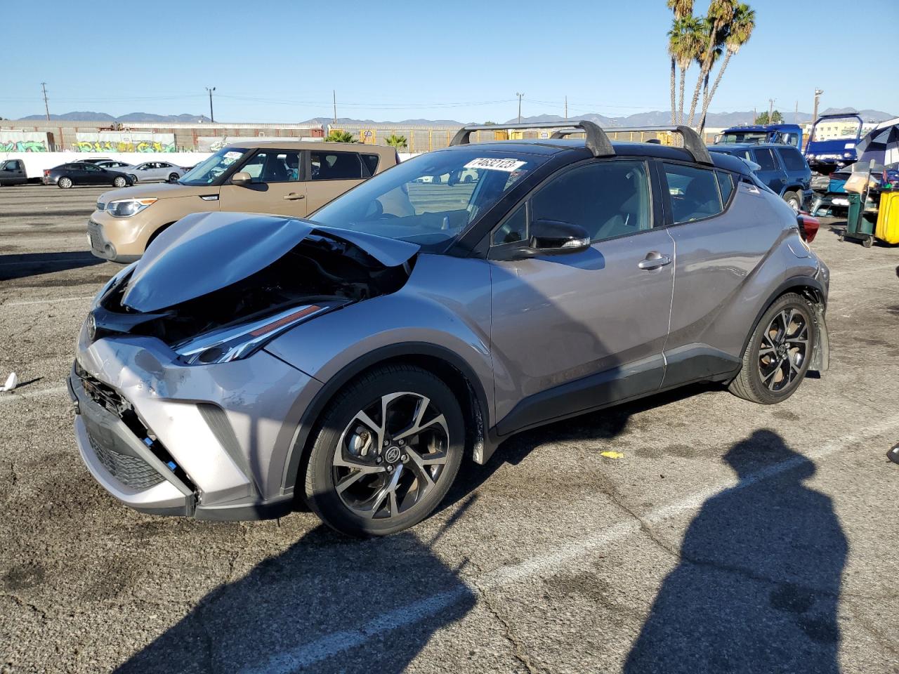 Изображение 1 2020 TOYOTA C-HR XLE 2020 с VIN JTNKHMBX5L1091599