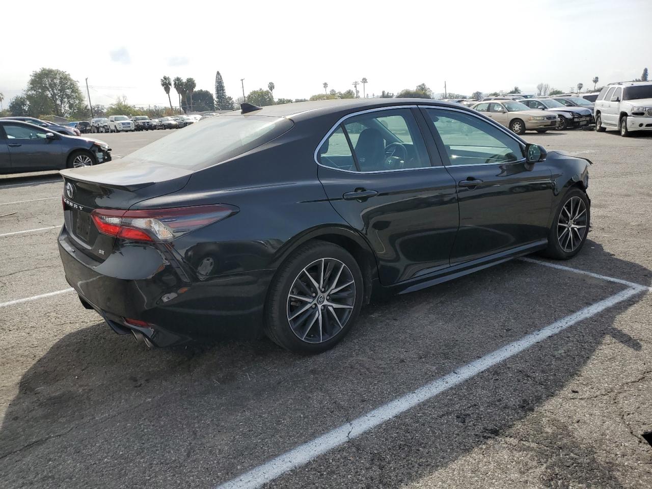 Изображение 3 2022 TOYOTA CAMRY SE 2022 с VIN 4T1G11AK5NU627967