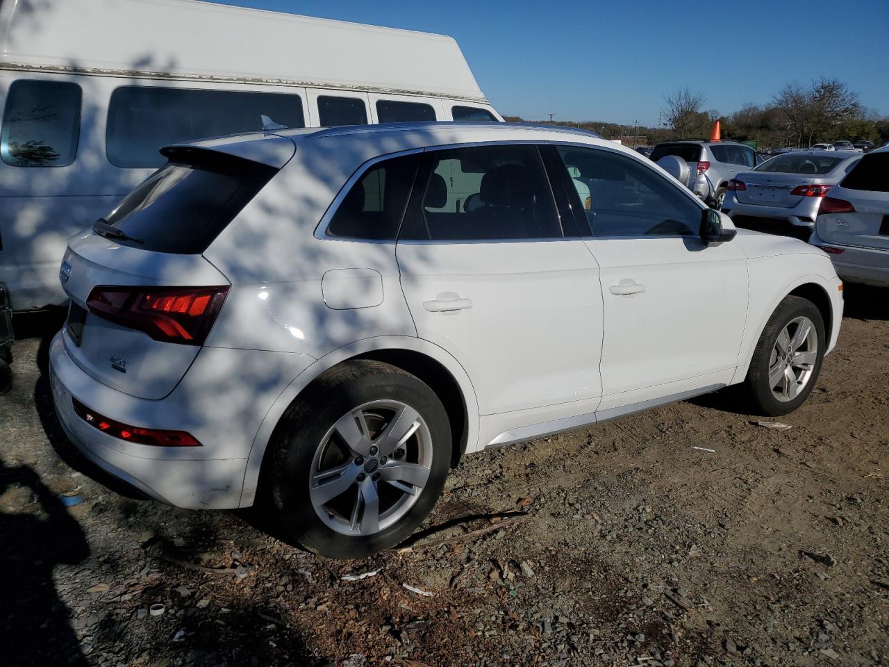 Obraz 3 z 2018 AUDI Q5 PREMIUM PLUS 2018 z VIN WA1BNAFY9J2005016