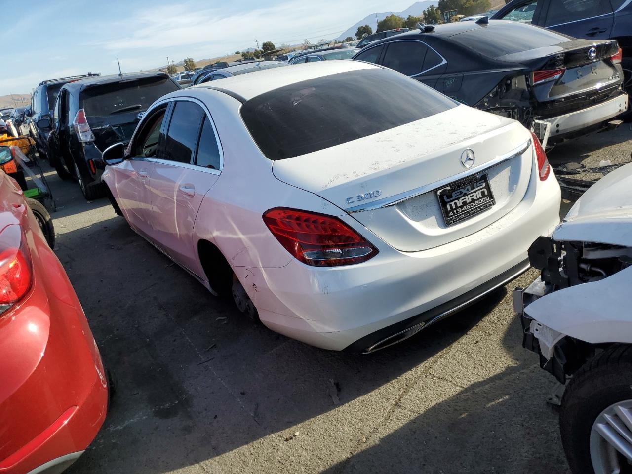 Obraz 2 z 2017 MERCEDES-BENZ C 300 2017 z VIN 55SWF4JB5HU184654