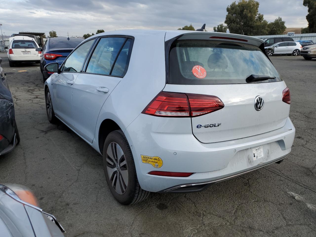 Obraz 2 z 2019 VOLKSWAGEN E-GOLF SEL PREMIUM 2019 z VIN WVWPR7AU0KW905286