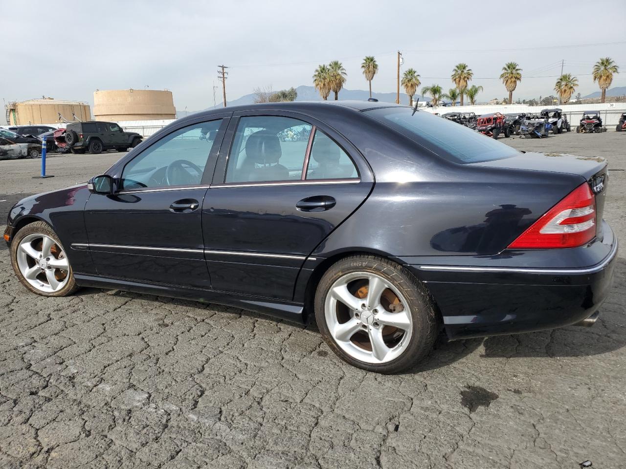 Image 2 of 2006 MERCEDES-BENZ C 230 2006 with VIN WDBRF52H66F817970