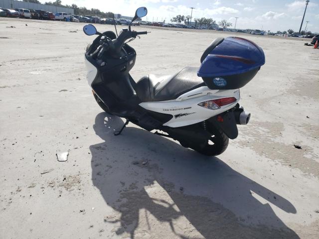 Image 3 of 2020 SUZUKI UH200  2020 with VIN MLCCH41A1L1600094