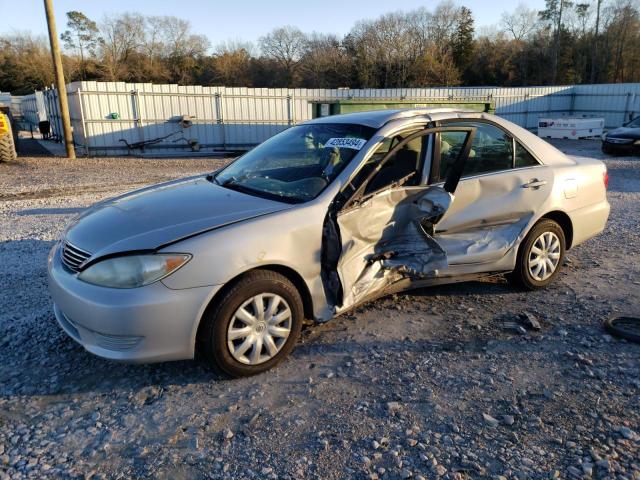 Image 1 of 2005 TOYOTA CAMRY LE 2005 with VIN 4T1BE32KX5U958617