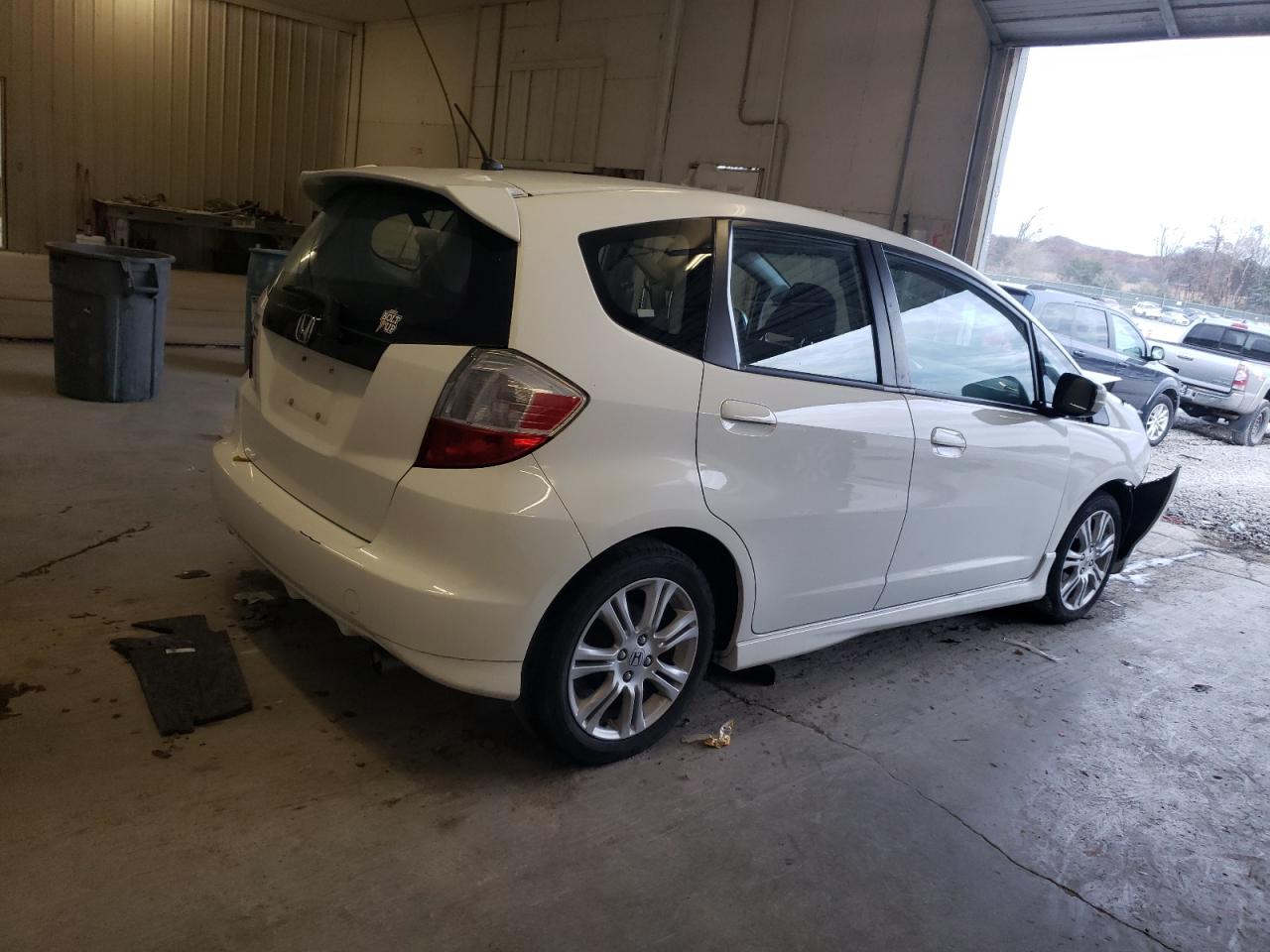 Image 3 of 2010 HONDA FIT SPORT 2010 with VIN JHMGE8H4XAS019326