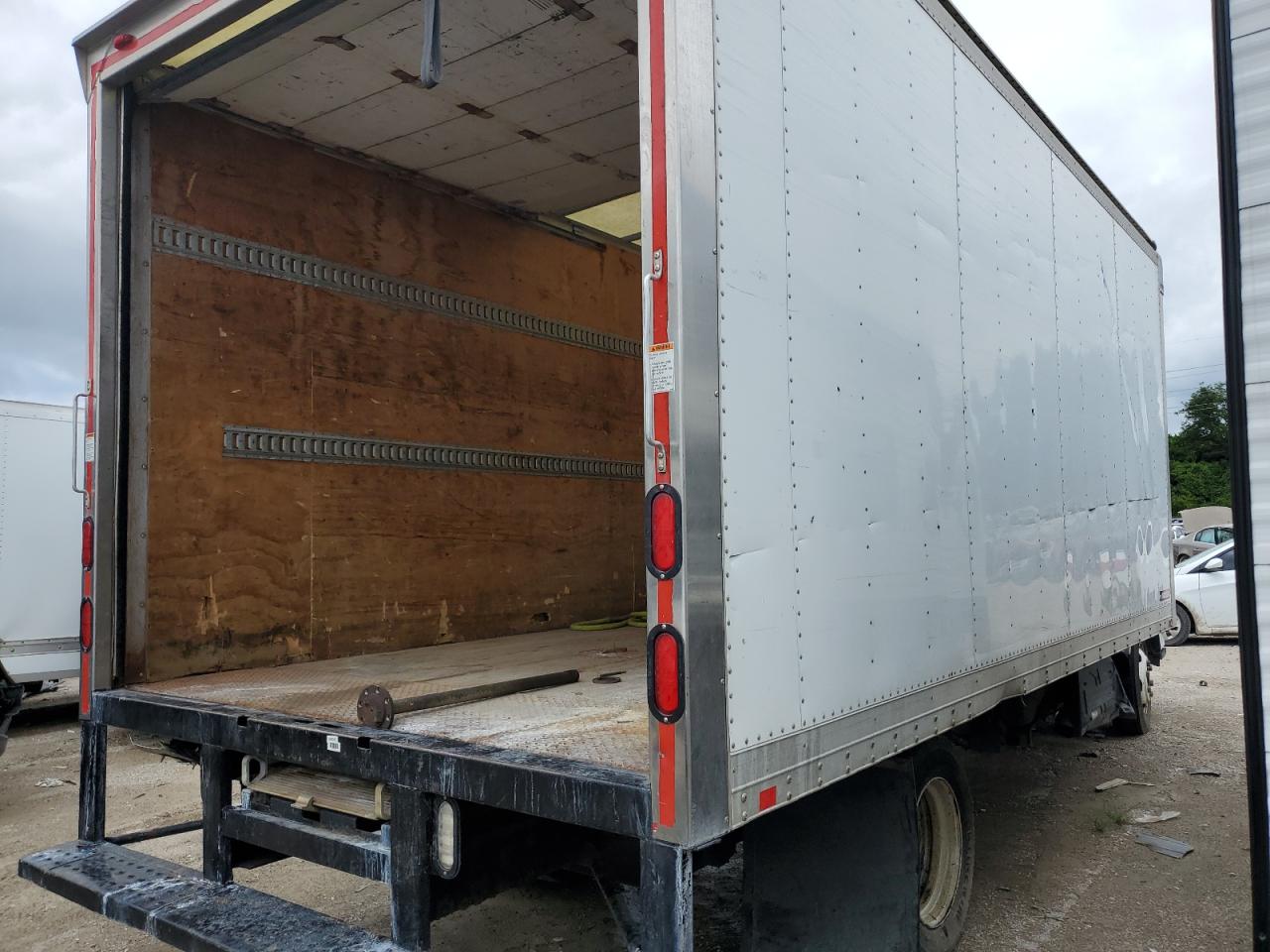 Изображение 3 2015 ISUZU NRR  2015 с VIN JALE5W160F7301444