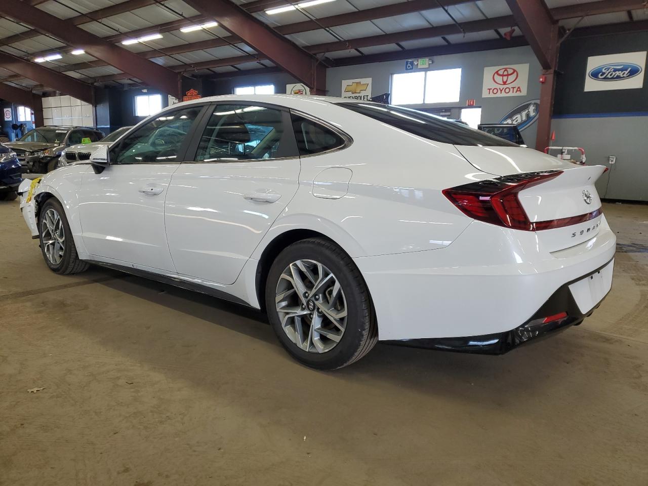 Obraz 2 z 2023 HYUNDAI SONATA SEL 2023 z VIN KMHL64JA2PA273838