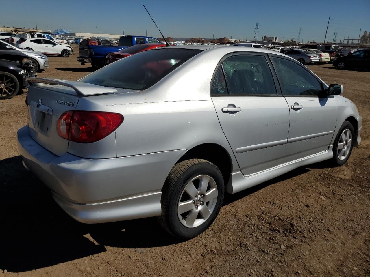 Image 3 of 2005 TOYOTA COROLLA CE 2005 with VIN 1NXBR32E75Z431987