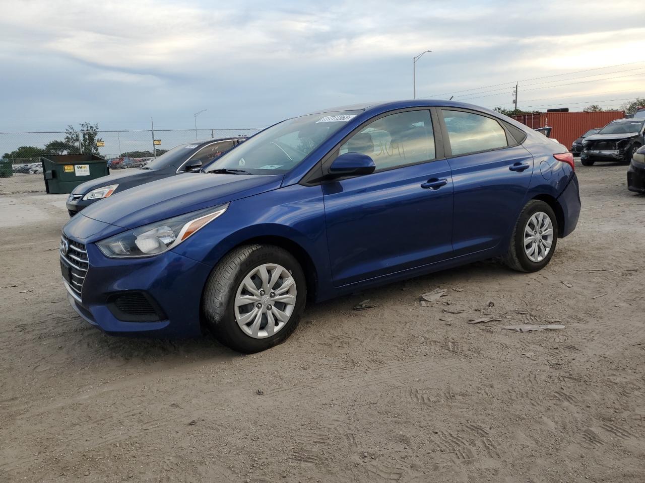 Изображение 1 2021 HYUNDAI ACCENT SE 2021 с VIN 3KPC24A67ME149178