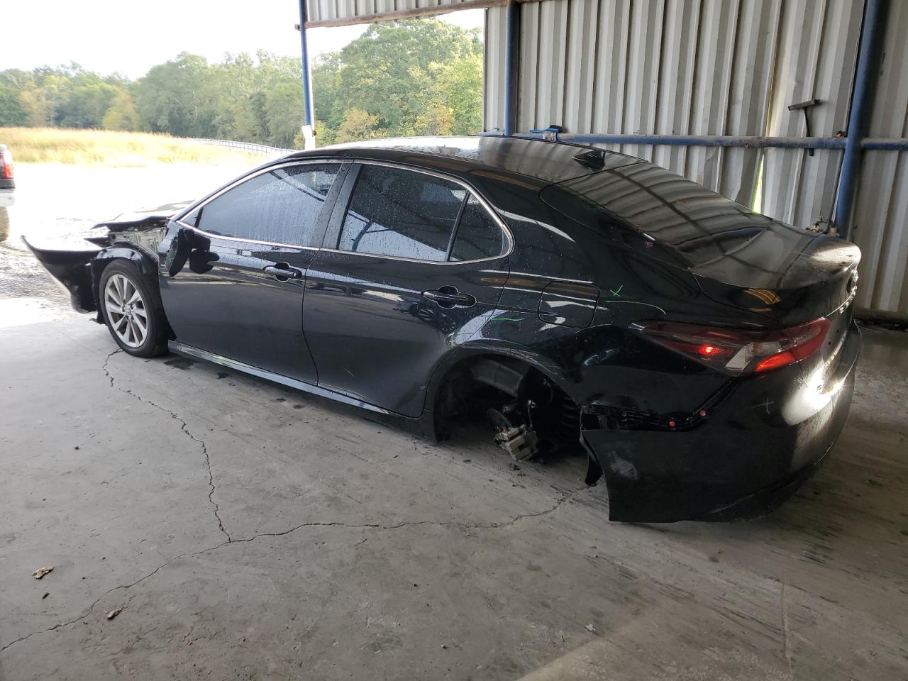 Изображение 2 2023 TOYOTA CAMRY LE 2023 с VIN 4T1C11AK1PU724990