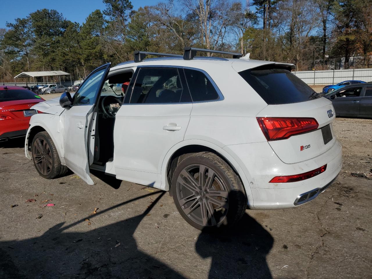 Изображение 2 2019 AUDI SQ5 PRESTIGE 2019 с VIN WA1C4AFY6K2127616