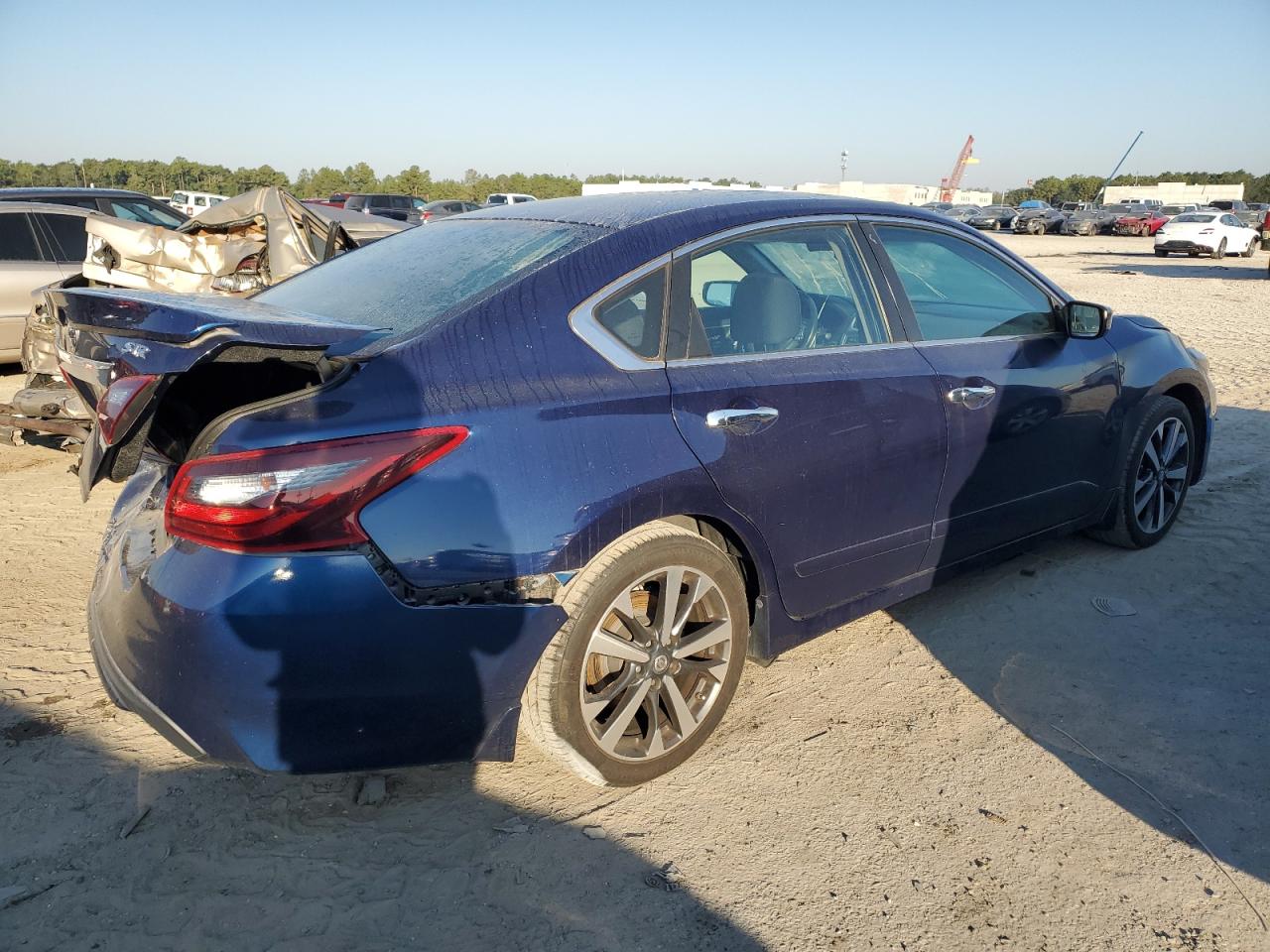 Image 3 of 2017 NISSAN ALTIMA 2.5 2017 with VIN 1N4AL3AP4HC165333