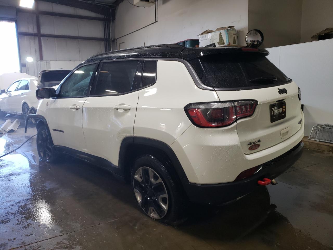 Изображение 2 2018 JEEP COMPASS TRAILHAWK 2018 с VIN 3C4NJDDB7JT198957