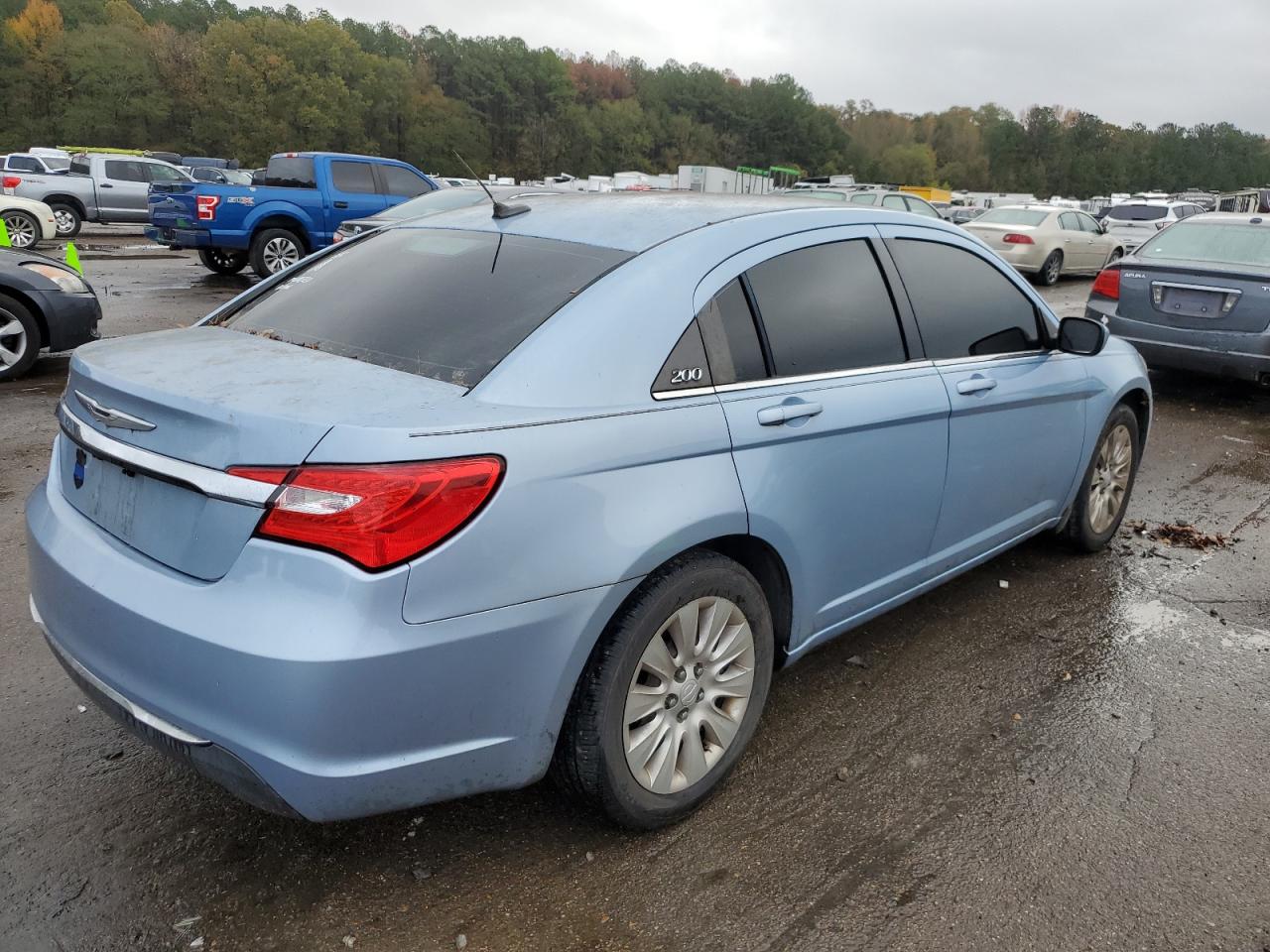 Image 3 of 2014 CHRYSLER 200 LX 2014 with VIN 1C3CCBAB2EN205091