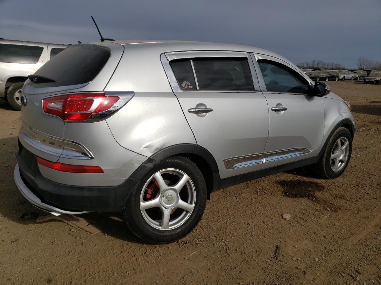 Изображение 3 2012 KIA SPORTAGE BASE 2012 с VIN KNDPB3A21C7268724
