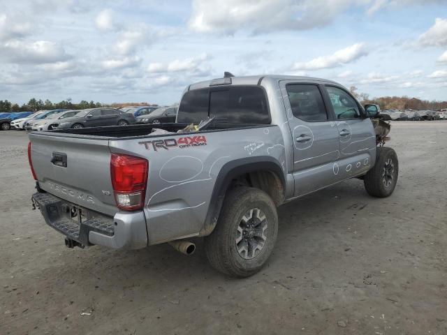 Image 3 of 2017 TOYOTA TACOMA DOUBLE CAB 2017 with VIN 3TMCZ5AN2HM063376