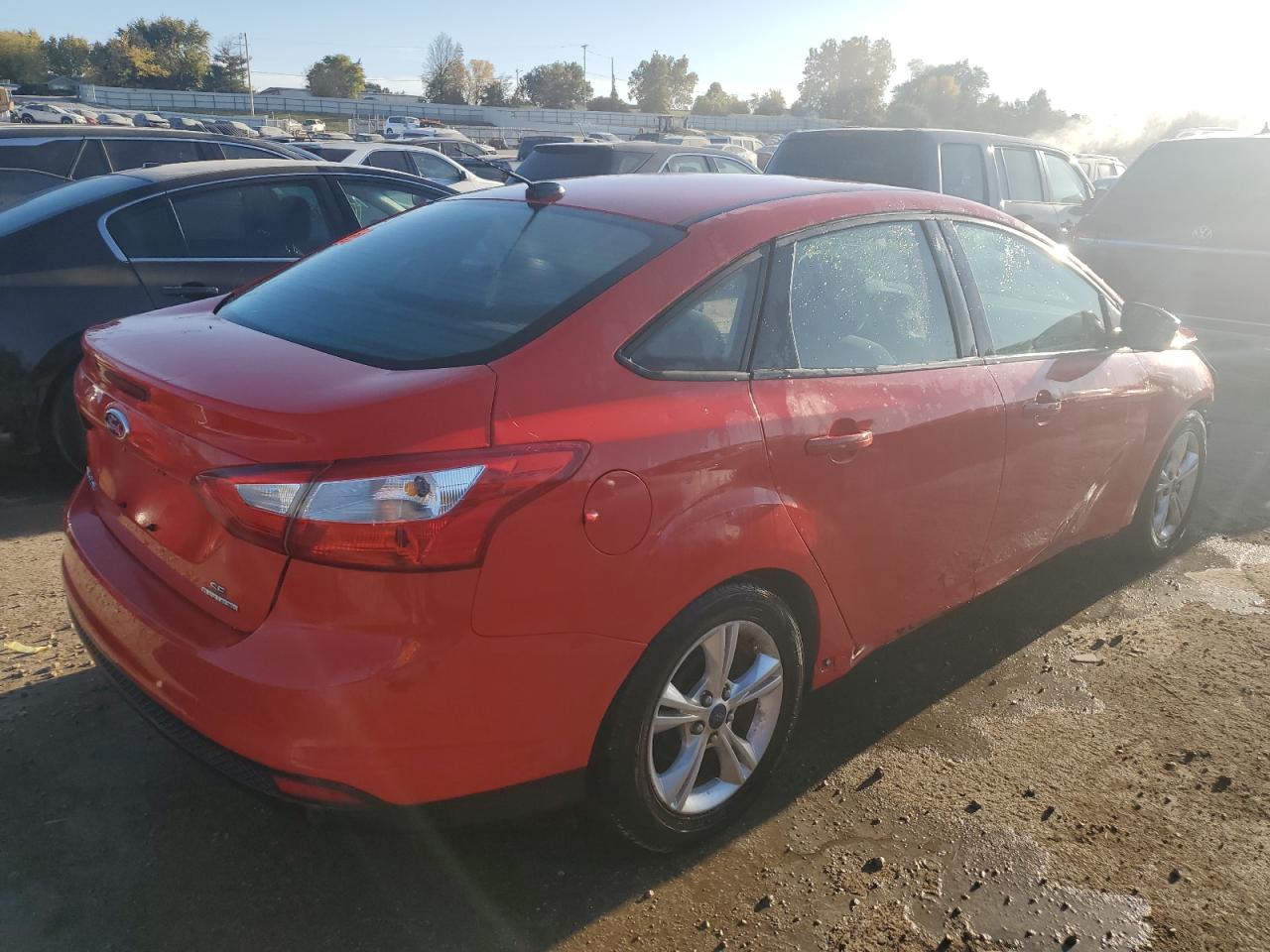 Image 3 of 2014 FORD FOCUS SE 2014 with VIN 1FADP3F27EL200554