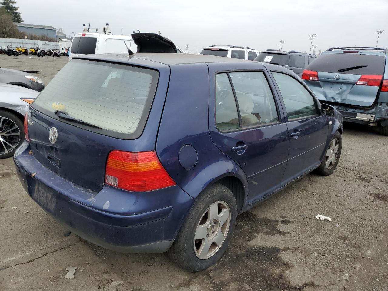 Изображение 3 2001 VOLKSWAGEN GOLF GLS 2001 с VIN 9BWGT21J214003300