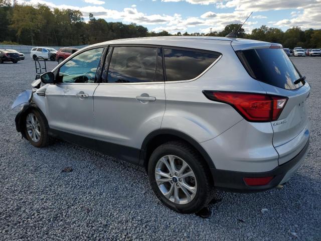 Image 2 of 2019 FORD ESCAPE SE 2019 with VIN 1FMCU0GD1KUB82342