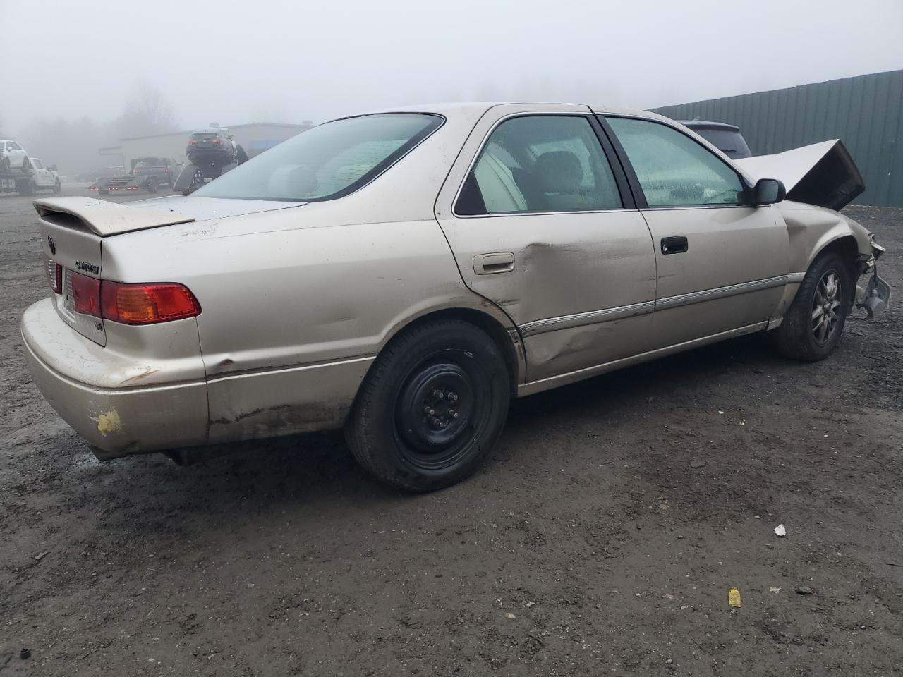 Image 3 of 2000 TOYOTA CAMRY LE 2000 with VIN 4T1BF22K7YU955282