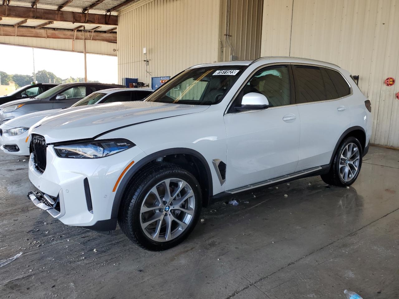 Изображение 1 2024 BMW X5 SDRIVE 40I 2024 с VIN 5UX13EU00R9U33909