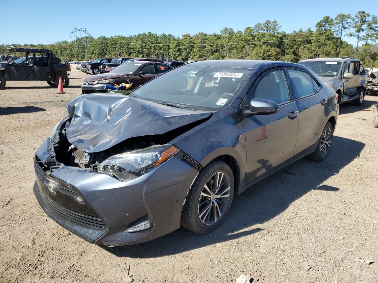 Obraz 1 z 2019 TOYOTA COROLLA L 2019 z VIN 5YFBURHE5KP890568