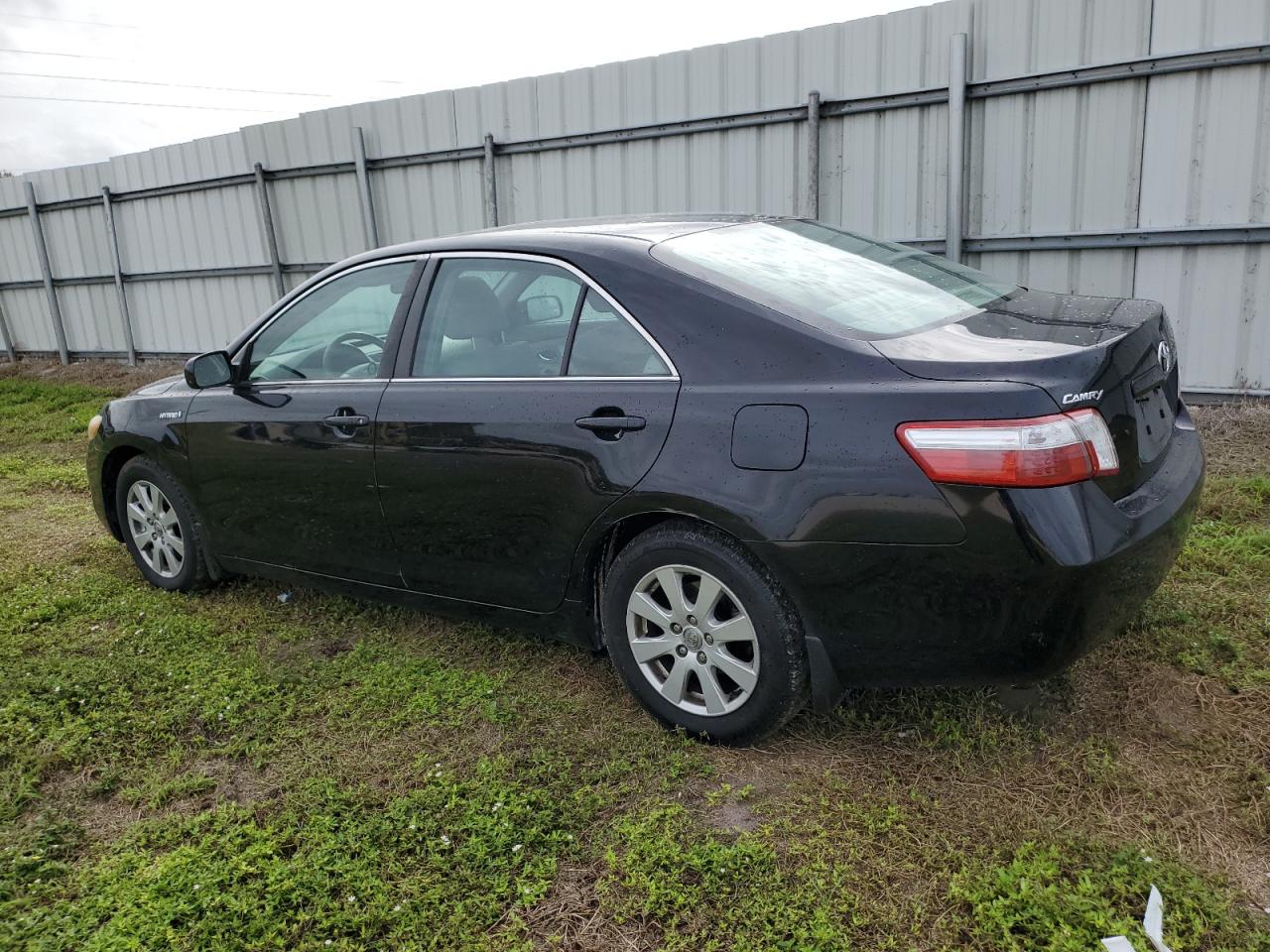 Image 2 of 2009 TOYOTA CAMRY HYBRID 2009 with VIN 4T1BB46K79U068266