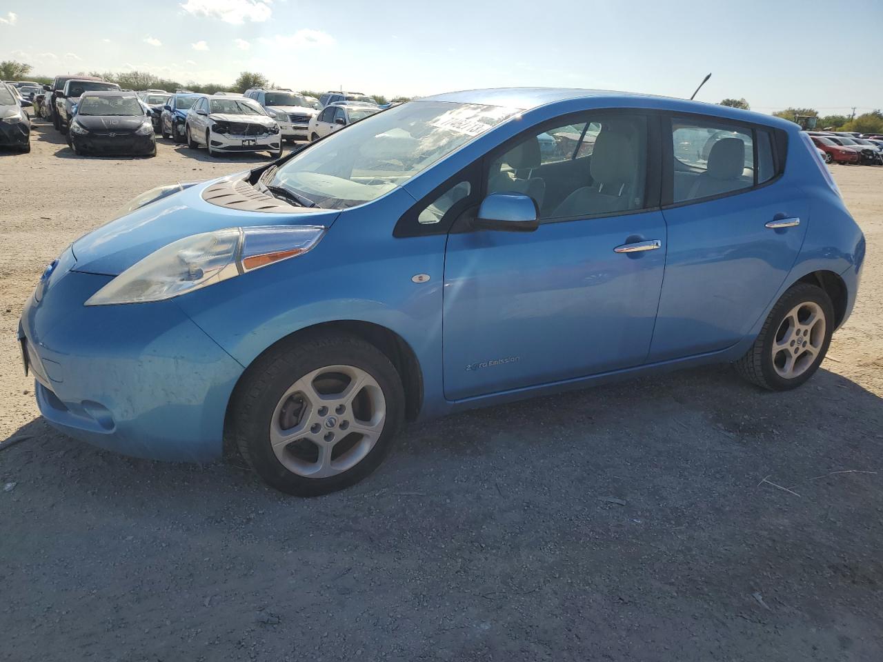 2011 NISSAN LEAF SV 2011 image