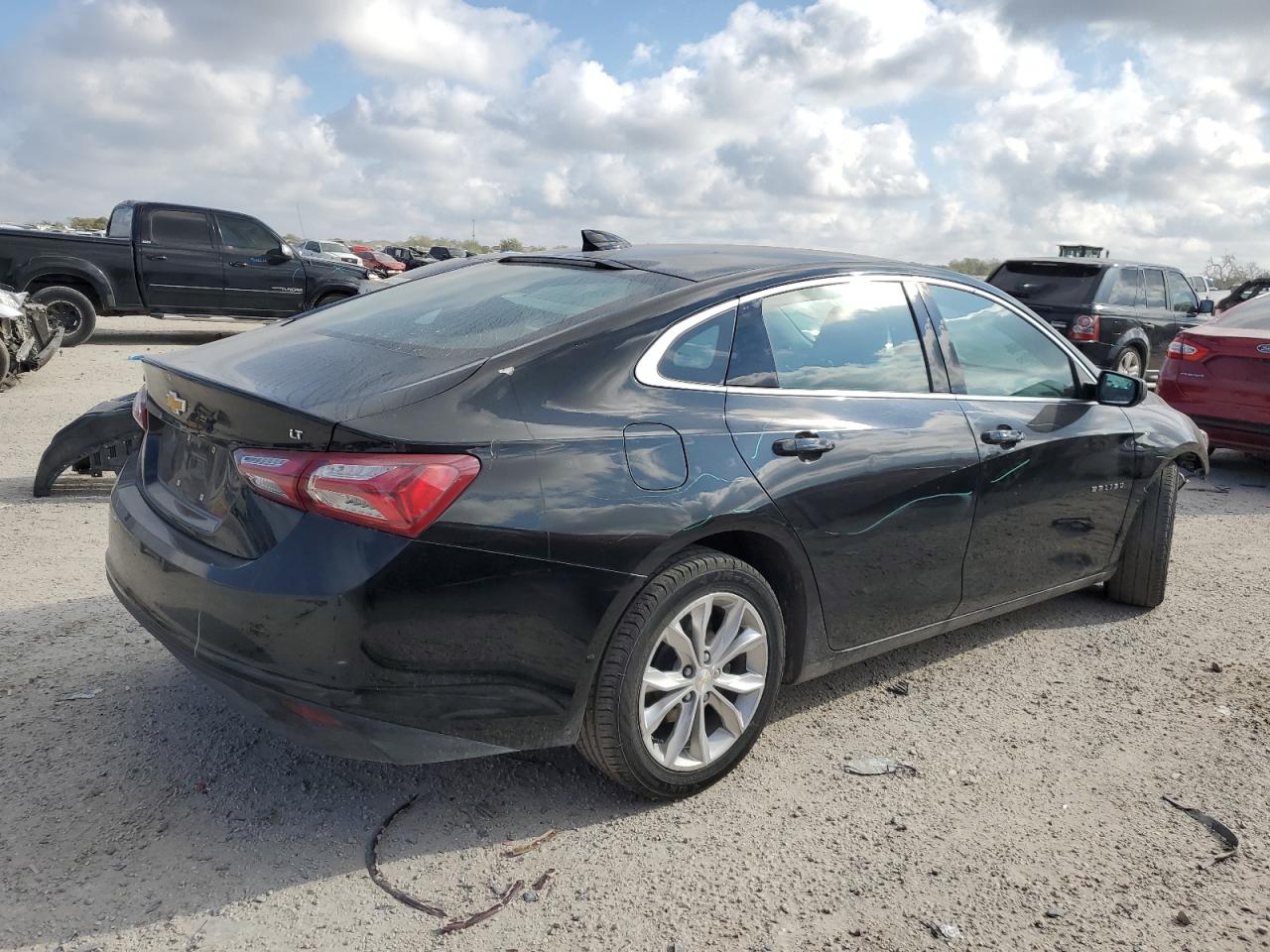 Image 3 of 2019 CHEVROLET MALIBU LT 2019 with VIN 1G1ZD5STXKF166244