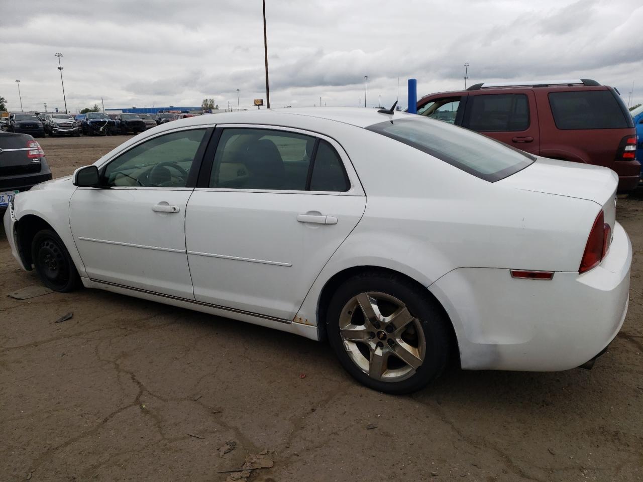 Image 2 of 2010 CHEVROLET MALIBU 1LT 2010 with VIN 1G1ZC5EB0A4119076